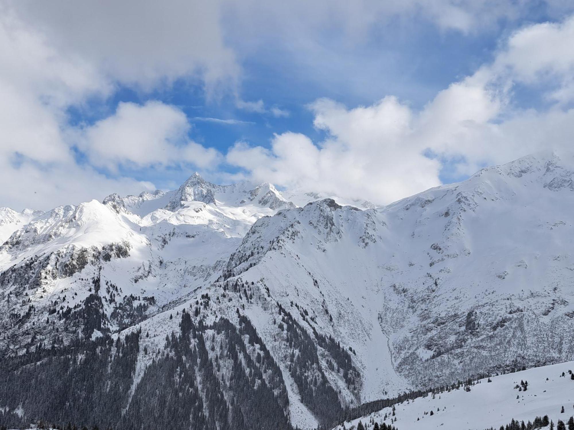Adorelys Sejour Bien Etre - Spa Et Massage Saint-Cassien  Esterno foto
